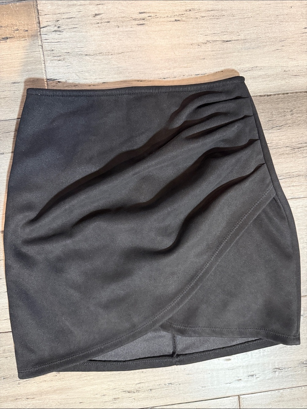 Black Ruched Wrap Mini Skirt - Picture 4 of 7